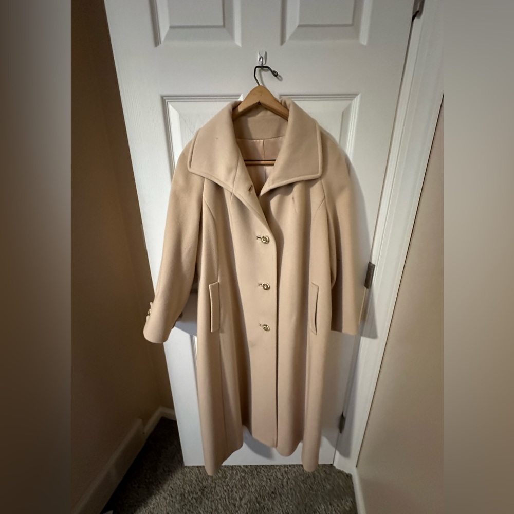 Vintage 1960’s FashionFila Long Wool Coat USA Union Made by Women -14/16